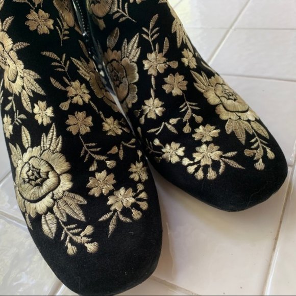 Johnny Was Embroidered Bootie EU39/US8.5 - GORGEOUS❣️ - Picture 2 of 5